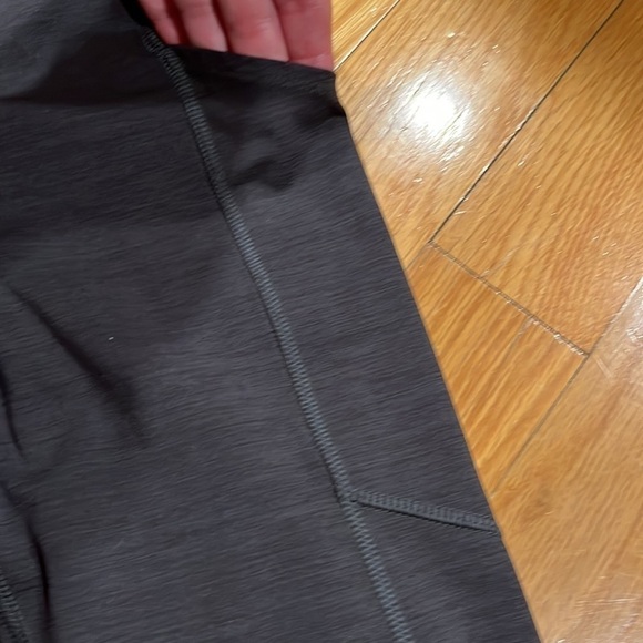 American Eagle the everything pocket legging size small. - Picture 2 of 6